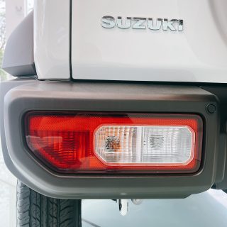 Đèn hậu Suzuki Jimny